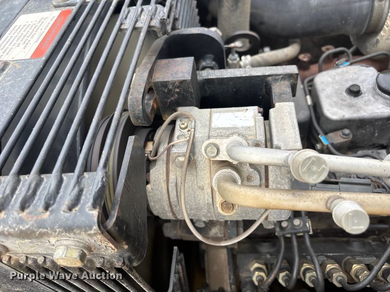 image for item FC4699 2005 Komatsu PC220LC-7L  excavator