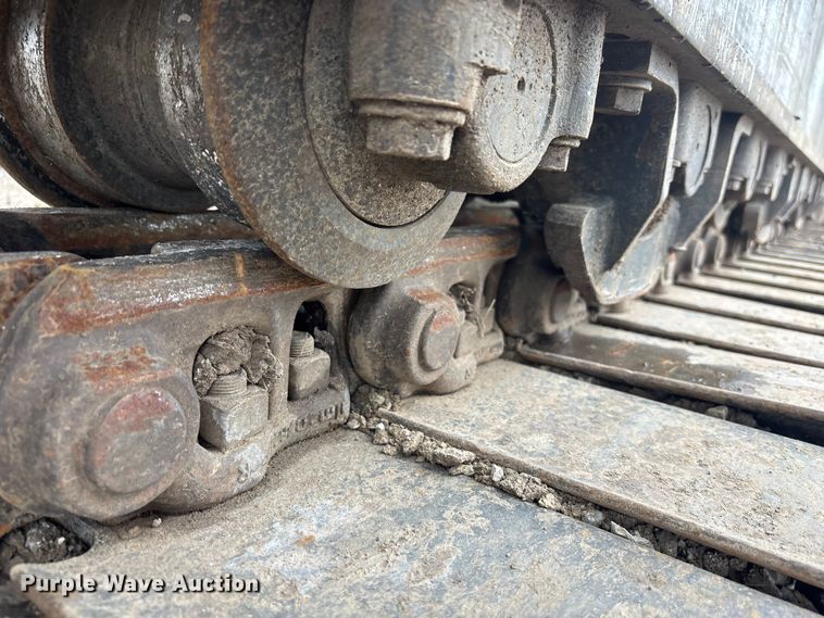 image for item FC4699 2005 Komatsu PC220LC-7L  excavator