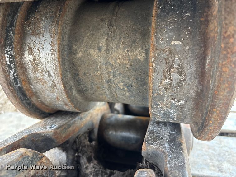 image for item FC4699 2005 Komatsu PC220LC-7L  excavator
