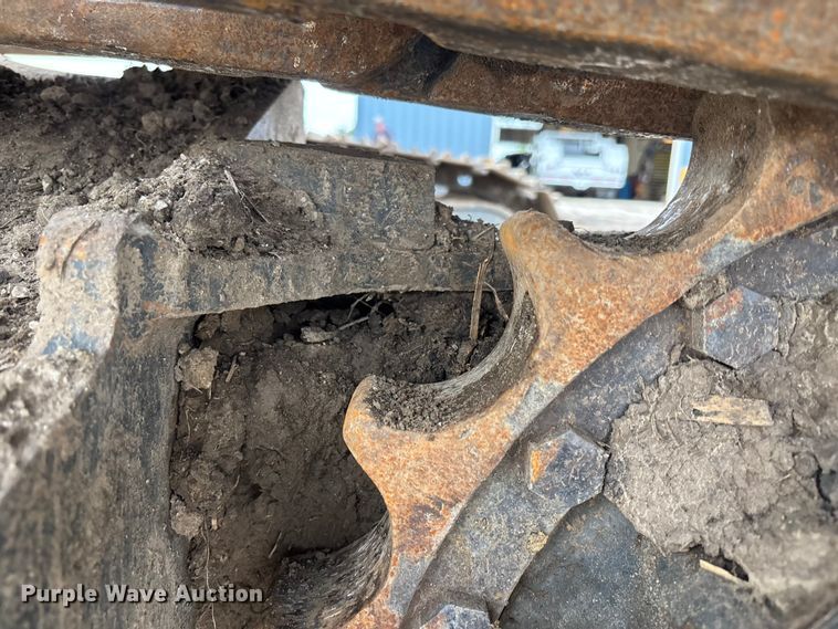 image for item FC4699 2005 Komatsu PC220LC-7L  excavator