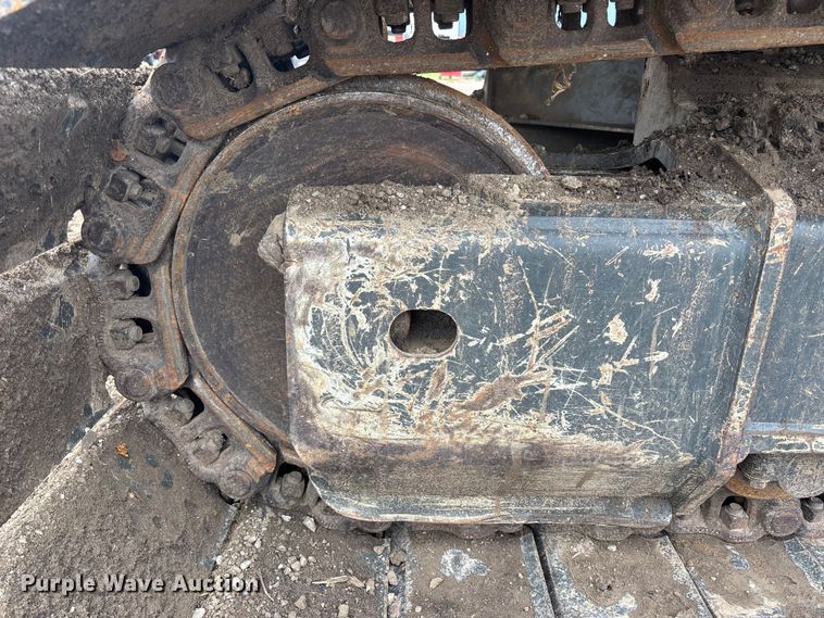 image for item FC4699 2005 Komatsu PC220LC-7L  excavator