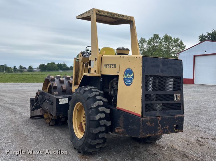 image for item FC4700 Hyster C832B single drum vibratory padfoot roller