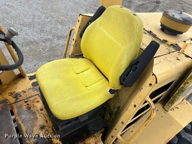 image for item FC4700 Hyster C832B single drum vibratory padfoot roller