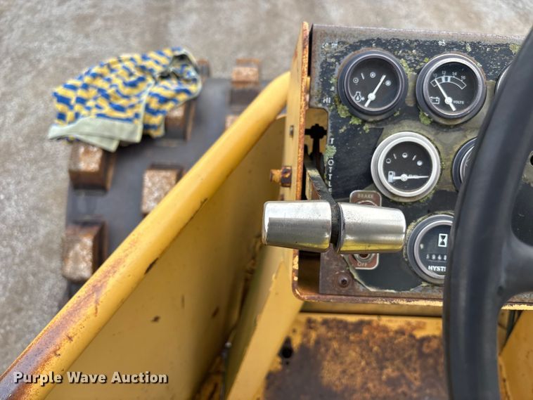 image for item FC4700 Hyster C832B single drum vibratory padfoot roller