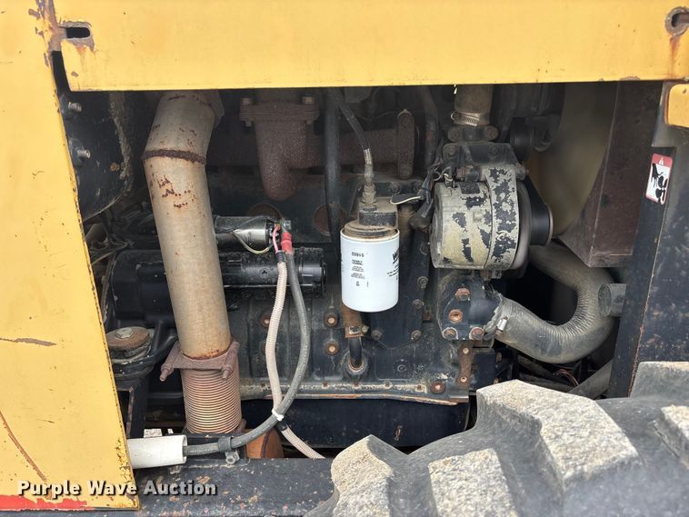 image for item FC4700 Hyster C832B single drum vibratory padfoot roller