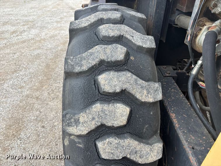 image for item FC4700 Hyster C832B single drum vibratory padfoot roller