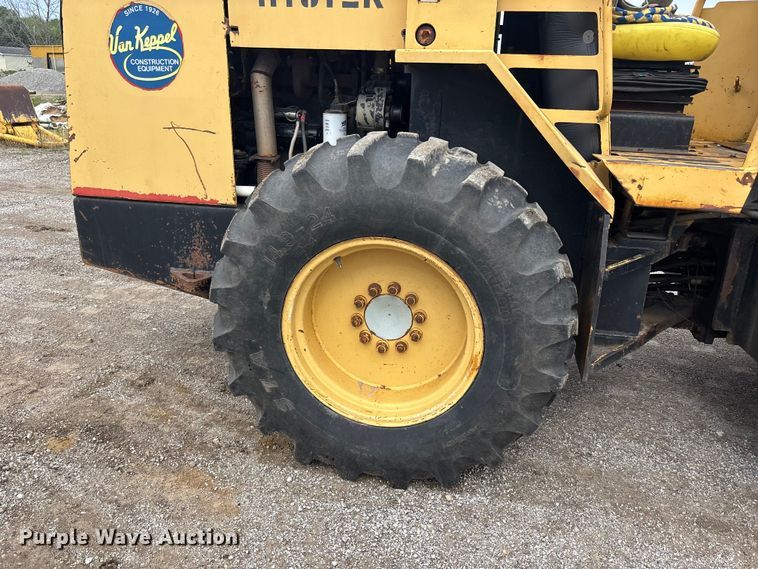 image for item FC4700 Hyster C832B single drum vibratory padfoot roller