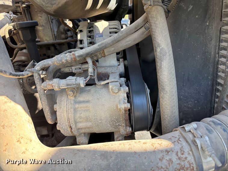 image for item FC4704 2000 Ford F750 dump truck
