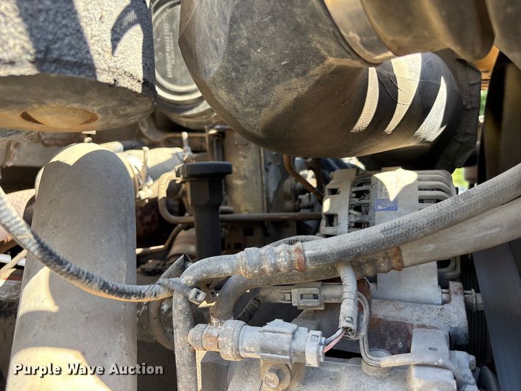 image for item FC4704 2000 Ford F750 dump truck