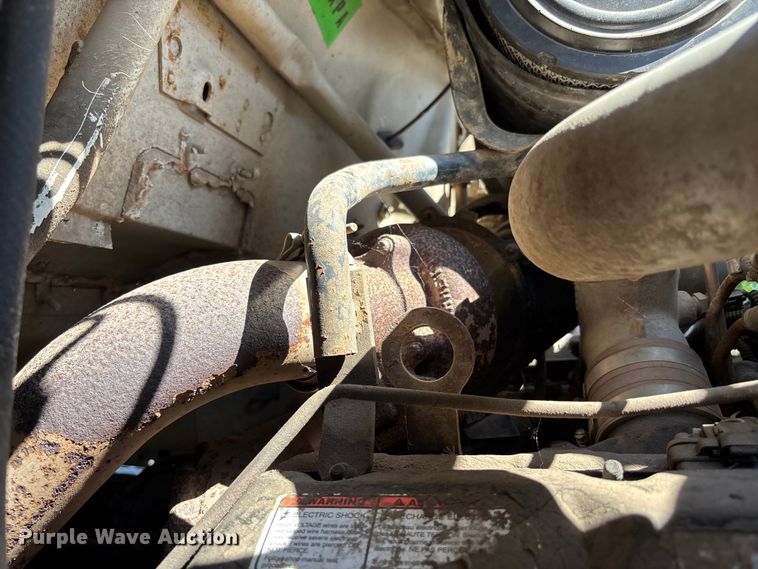 image for item FC4704 2000 Ford F750 dump truck
