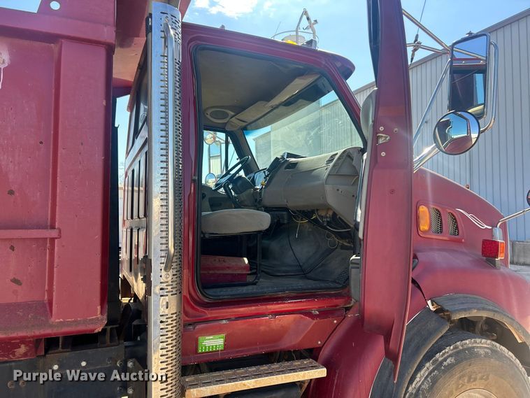 image for item FC5359 2004 Sterling dump truck