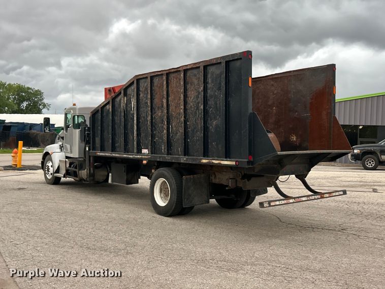 image for item FC5517 2015 Kenworth T370 grapple crane truck