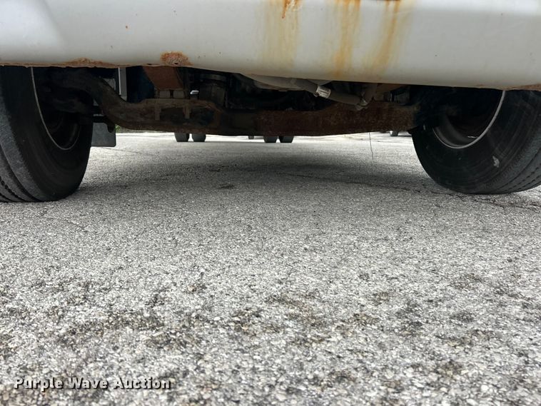 image for item FC5517 2015 Kenworth T370 grapple crane truck
