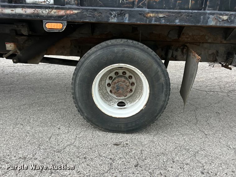 image for item FC5517 2015 Kenworth T370 grapple crane truck
