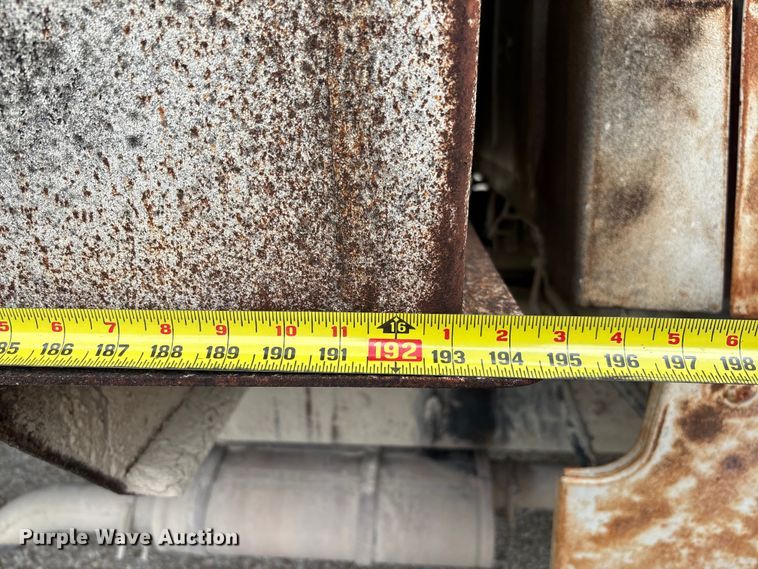 image for item FC5696 1973 Ford 8000 water truck