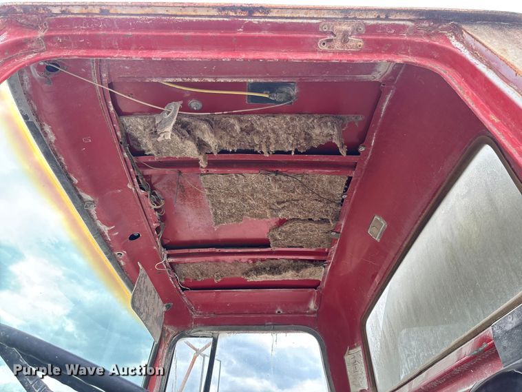 image for item FC5696 1973 Ford 8000 water truck