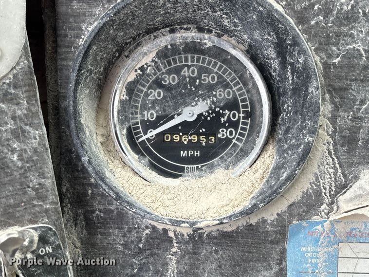 image for item FC5696 1973 Ford 8000 water truck