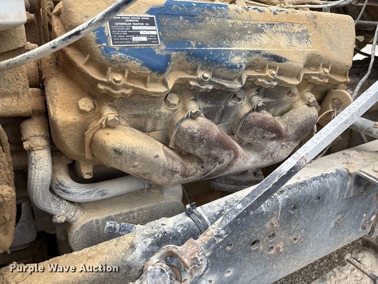 image for item FC5696 1973 Ford 8000 water truck