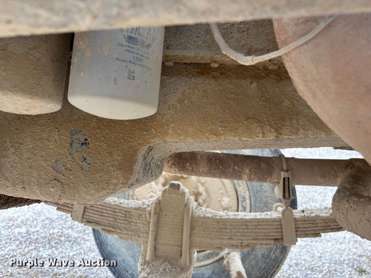 image for item FC5696 1973 Ford 8000 water truck
