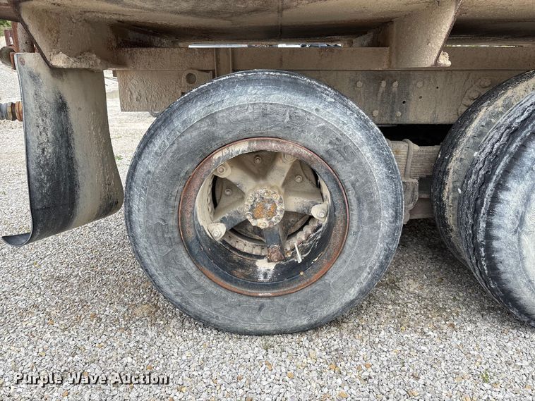 image for item FC5696 1973 Ford 8000 water truck