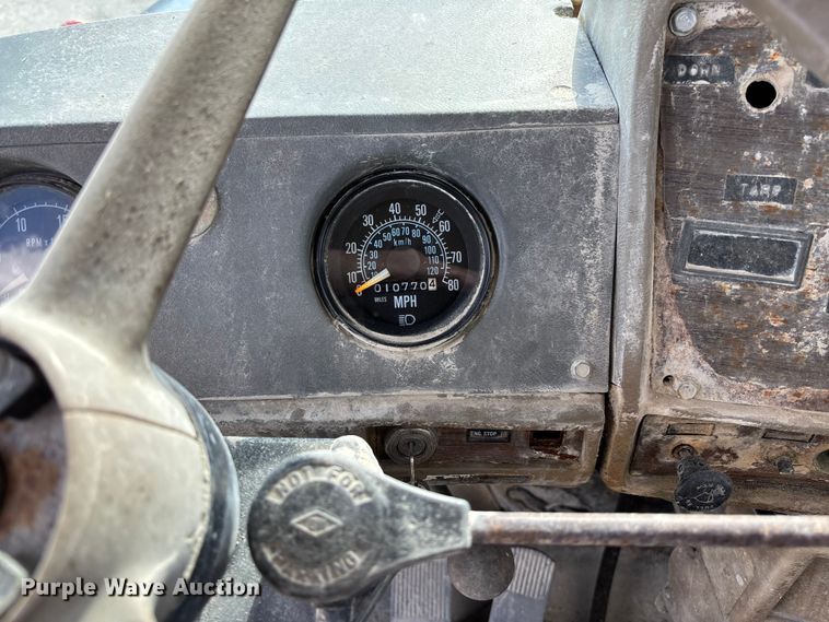 image for item FC5697 1981 Mack R686ST water truck