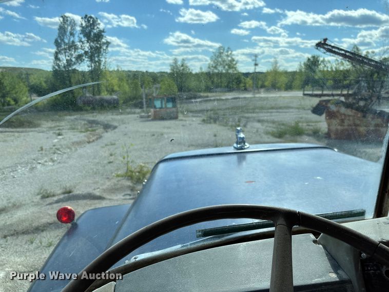 image for item FC5697 1981 Mack R686ST water truck