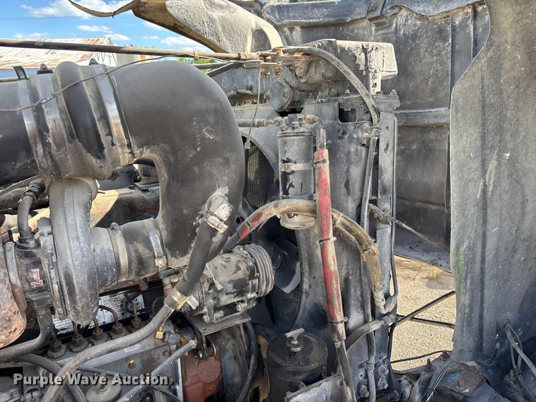 image for item FC5697 1981 Mack R686ST water truck