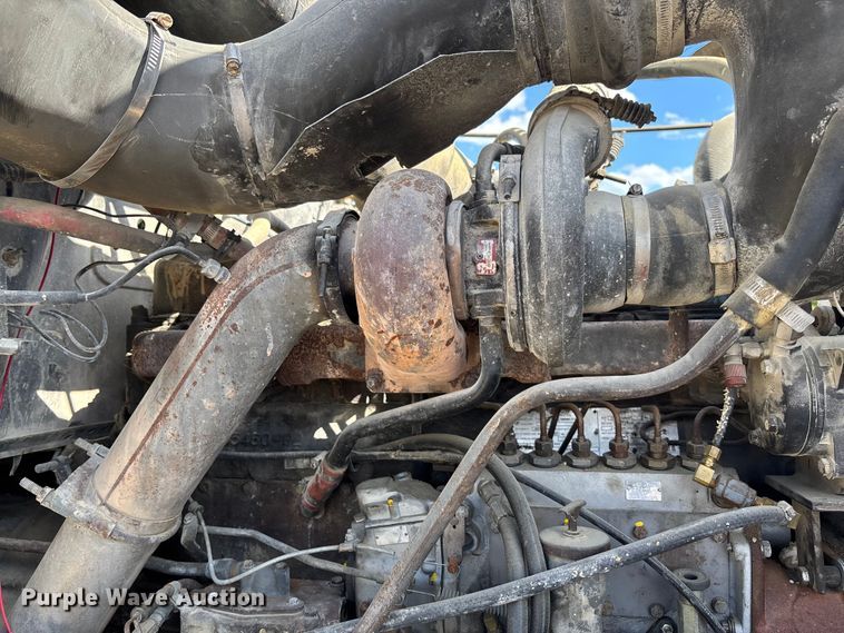 image for item FC5697 1981 Mack R686ST water truck