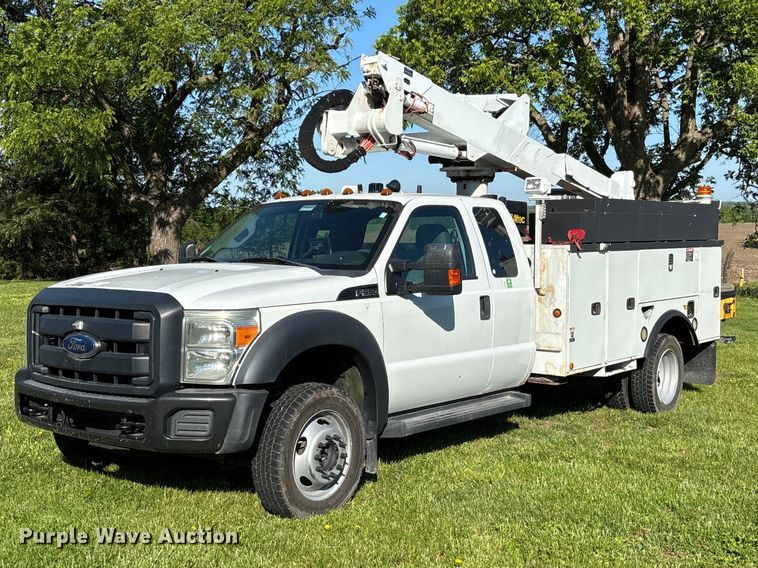 image for item FC5719 2012 Ford F550  bucket truck
