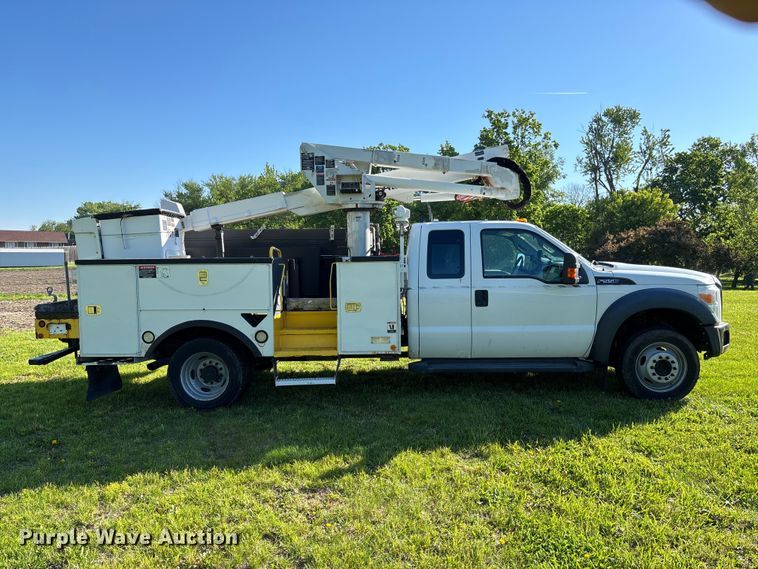 image for item FC5719 2012 Ford F550  bucket truck