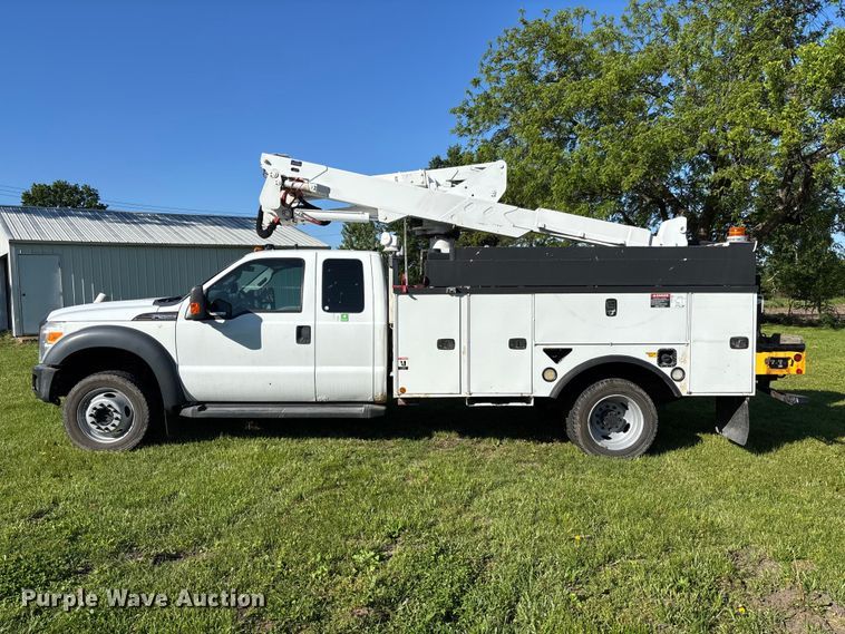 image for item FC5719 2012 Ford F550  bucket truck