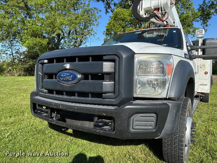 image for item FC5719 2012 Ford F550  bucket truck