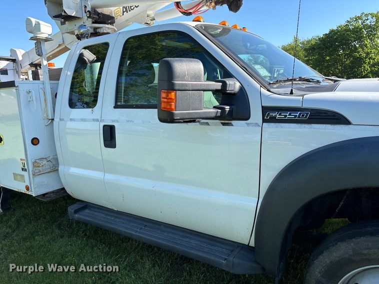 image for item FC5719 2012 Ford F550  bucket truck