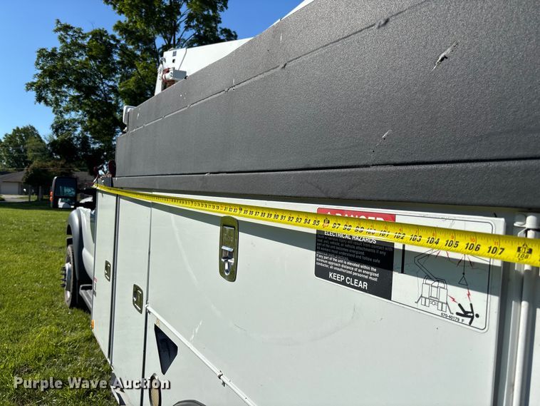 image for item FC5719 2012 Ford F550  bucket truck