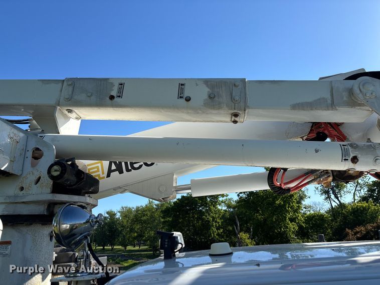 image for item FC5719 2012 Ford F550  bucket truck