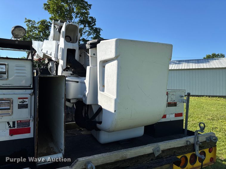 image for item FC5719 2012 Ford F550  bucket truck