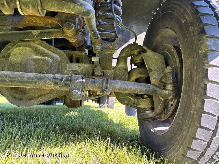 image for item FC5719 2012 Ford F550  bucket truck