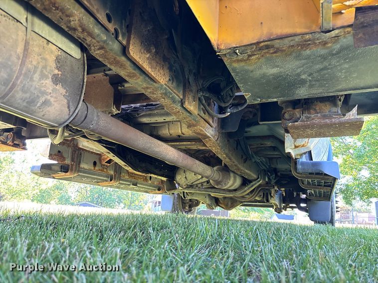 image for item FC5719 2012 Ford F550  bucket truck
