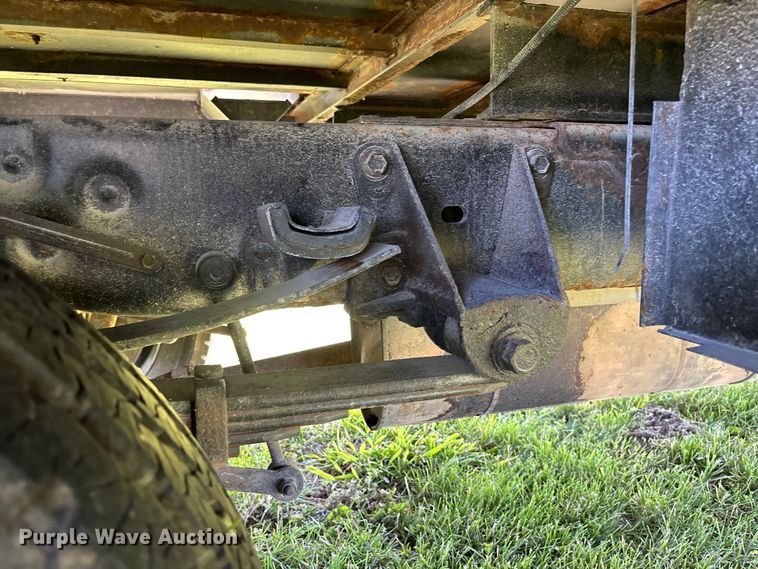 image for item FC5719 2012 Ford F550  bucket truck