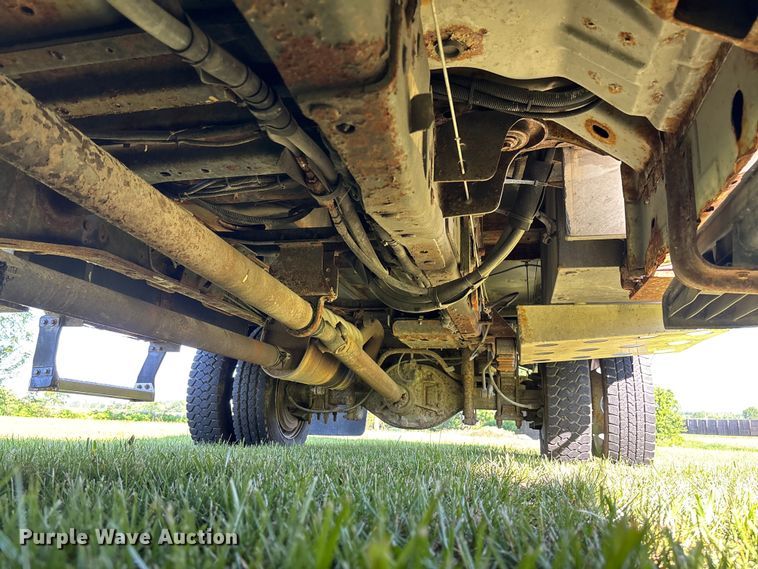 image for item FC5719 2012 Ford F550  bucket truck