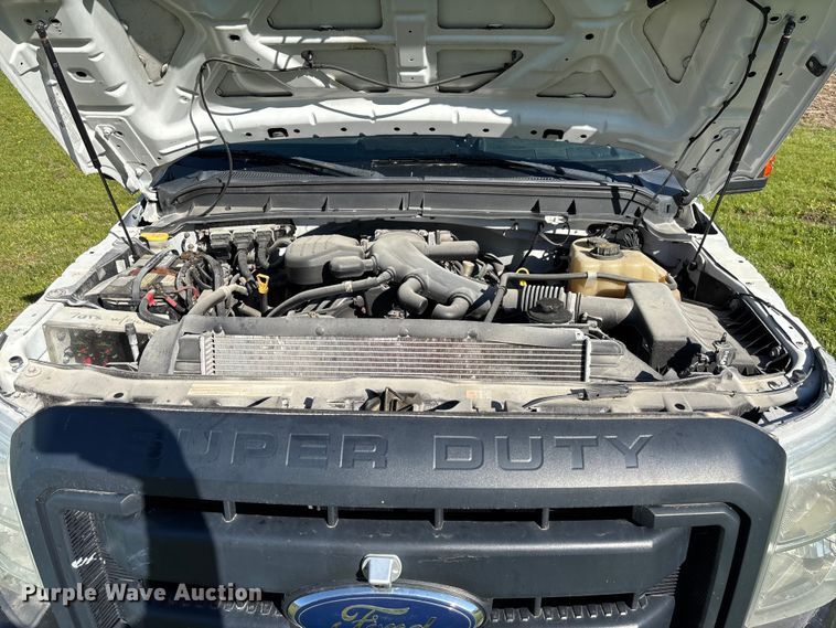 image for item FC5719 2012 Ford F550  bucket truck