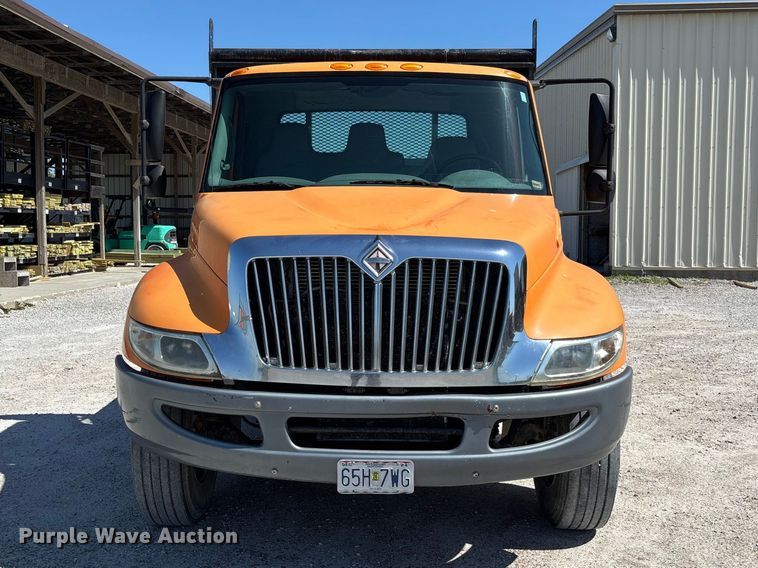 image for item FC5727 2007 International 4300 dump flatbed truck