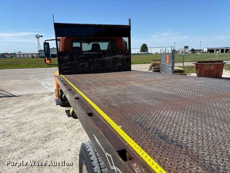 image for item FC5727 2007 International 4300 dump flatbed truck