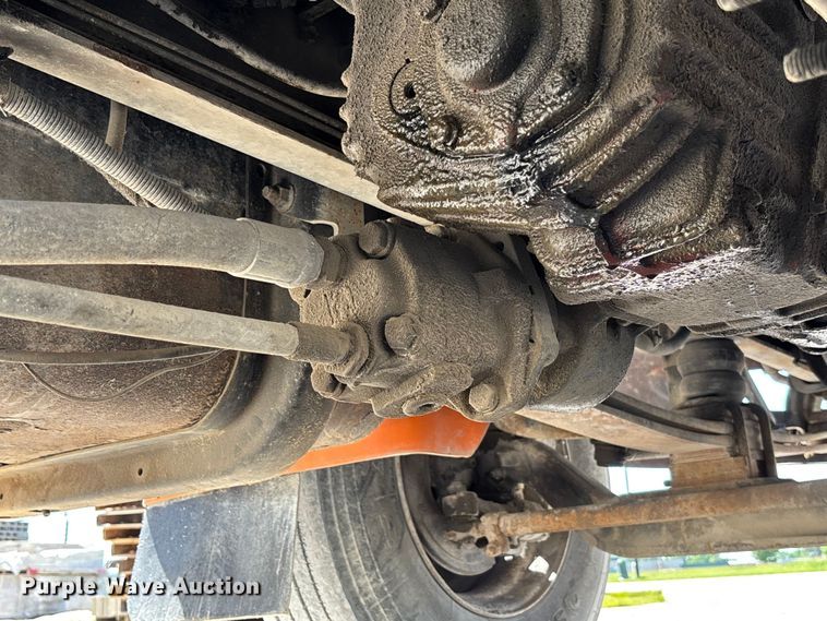 image for item FC5727 2007 International 4300 dump flatbed truck
