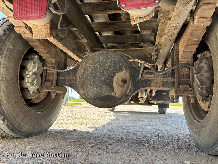 image for item FC5727 2007 International 4300 dump flatbed truck