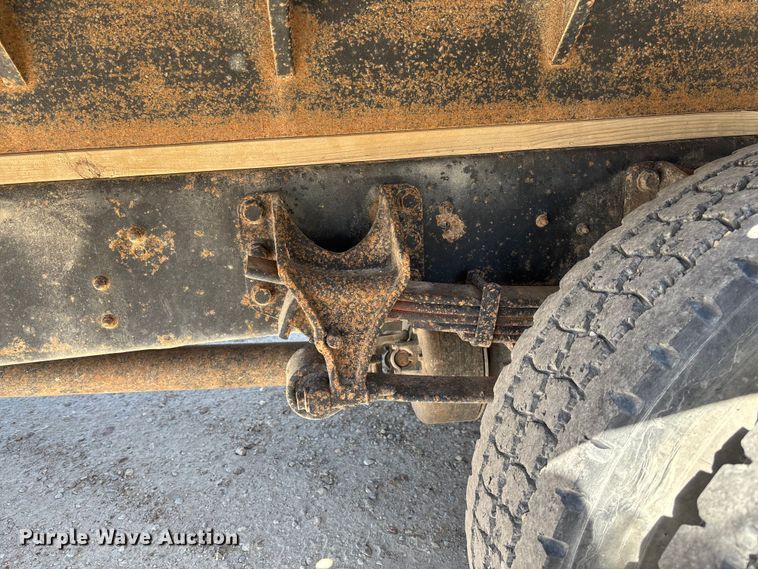 image for item FC5727 2007 International 4300 dump flatbed truck