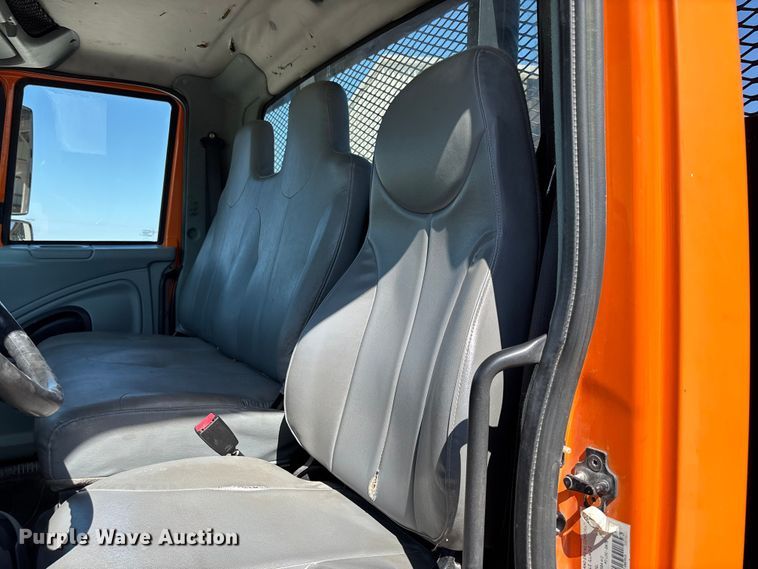 image for item FC5727 2007 International 4300 dump flatbed truck