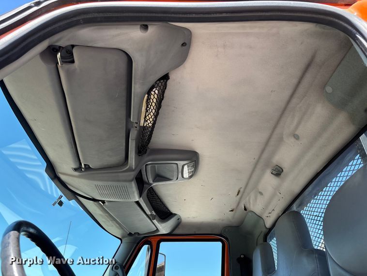 image for item FC5727 2007 International 4300 dump flatbed truck