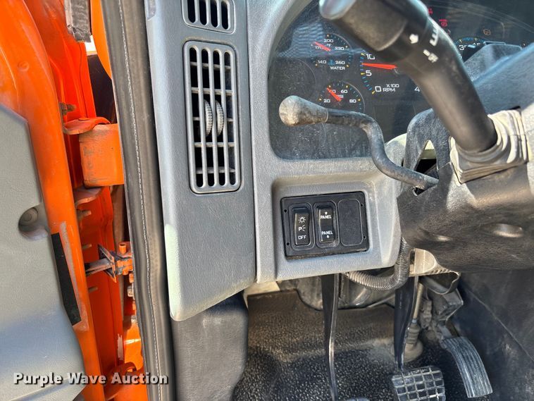image for item FC5727 2007 International 4300 dump flatbed truck