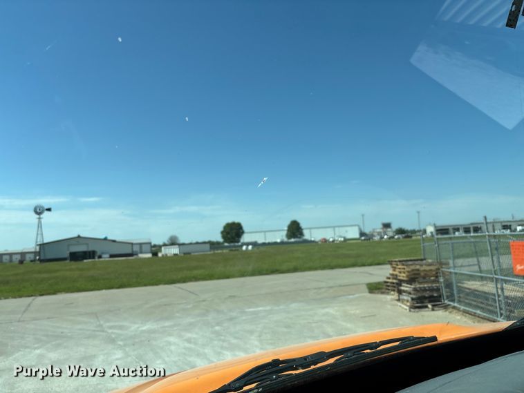 image for item FC5727 2007 International 4300 dump flatbed truck